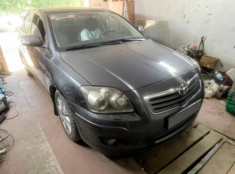 Встановлення ГБО на Toyota Avensis у Запоріжжі загальний вигляд